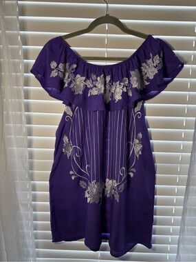 Southern Stitch Purple Embroidered Boho Off-Shoulder Peasant | Dress S💜
